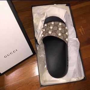 brand new Gucci supreme pearl slides